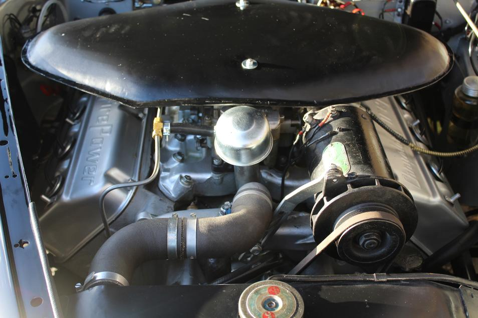 The 6.4 liter Chrysler "Hemi" V8 producing 360 horsepower.