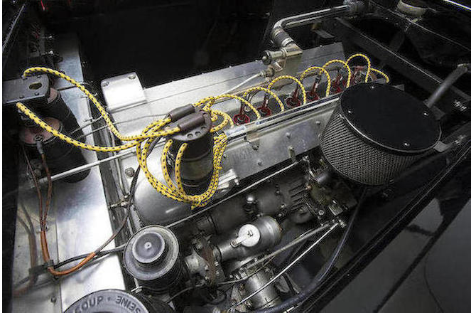 The Bugatti 3257 cc straight-8 DOHC 16v supercharged engine of the Type 101C.