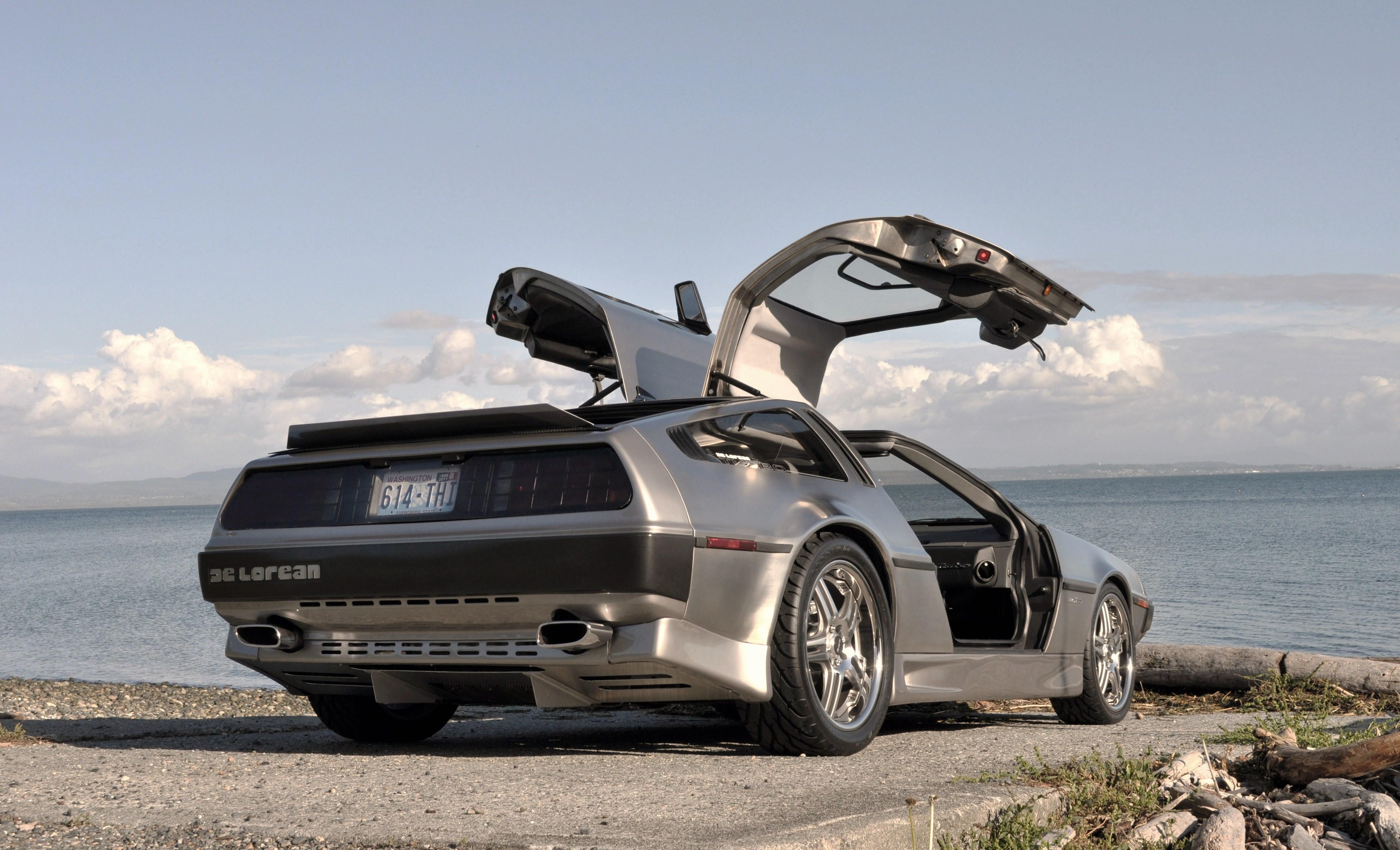 More than thirty years old, and still capturing imaginations. (Picture courtesty What Price a DeLorean-carphotos.cardomain.com).