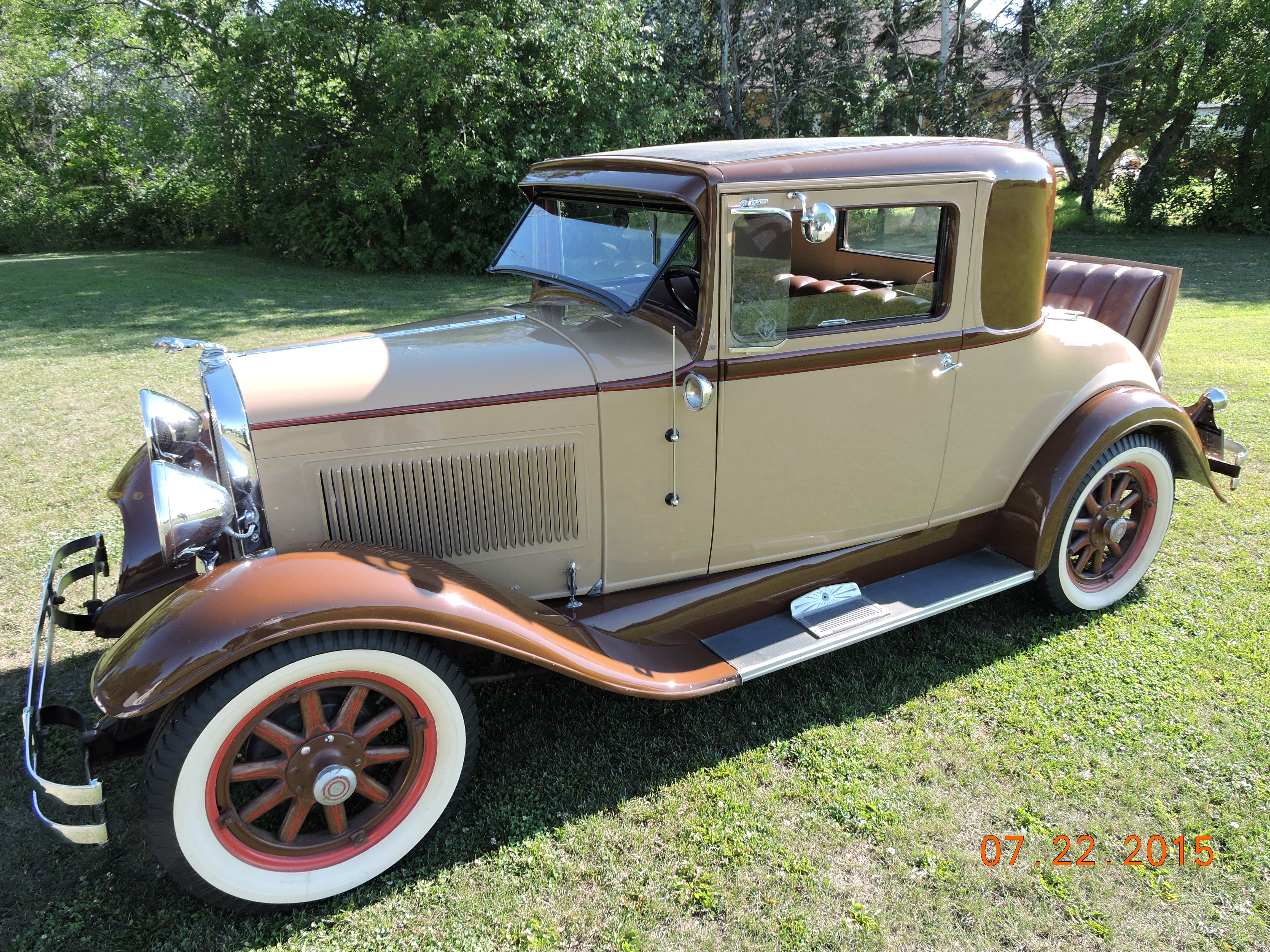 An example of a fully restored 1932 Essex Super Six, this being the two seater with rumble seat body style. (Picture courtesy jimsclassiccorner.com)