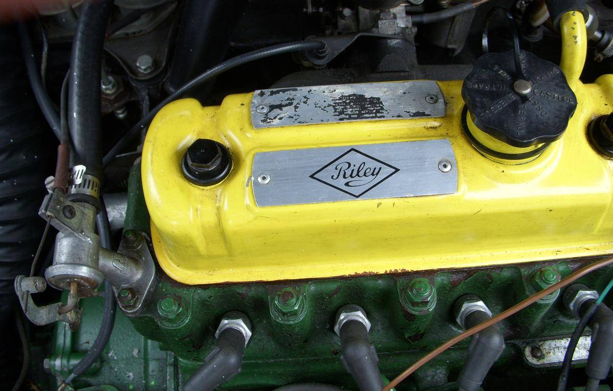 Everything in the engine bay of the Riley Elf will look familiar to anyone who has looked under the hood of a Mini. The Riley badge on the rocker cover being an example of badge engineering. (Picture courtesy Hemmings).
