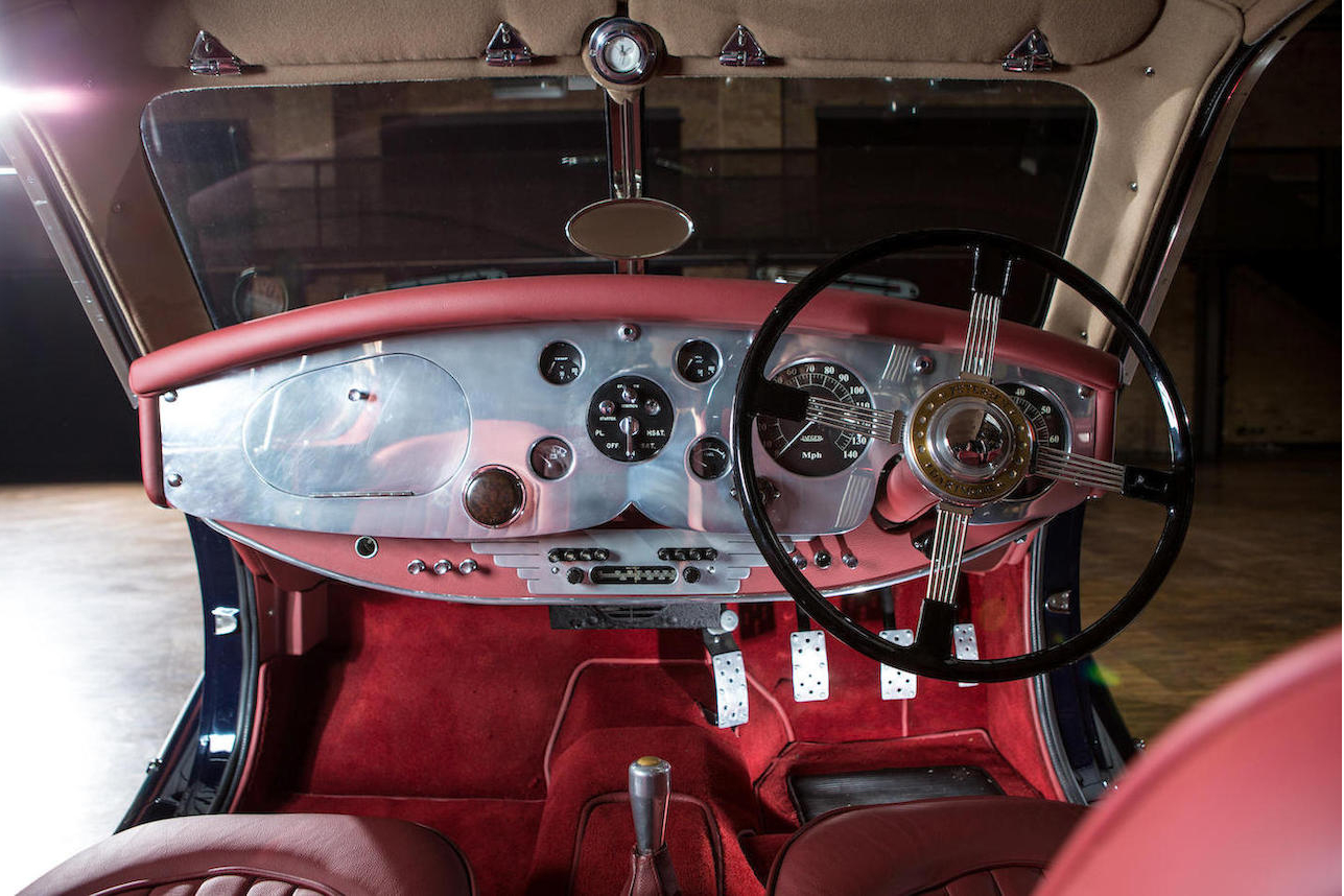 Dashboard is restrained and evokes the style of the great cars of the thirties.