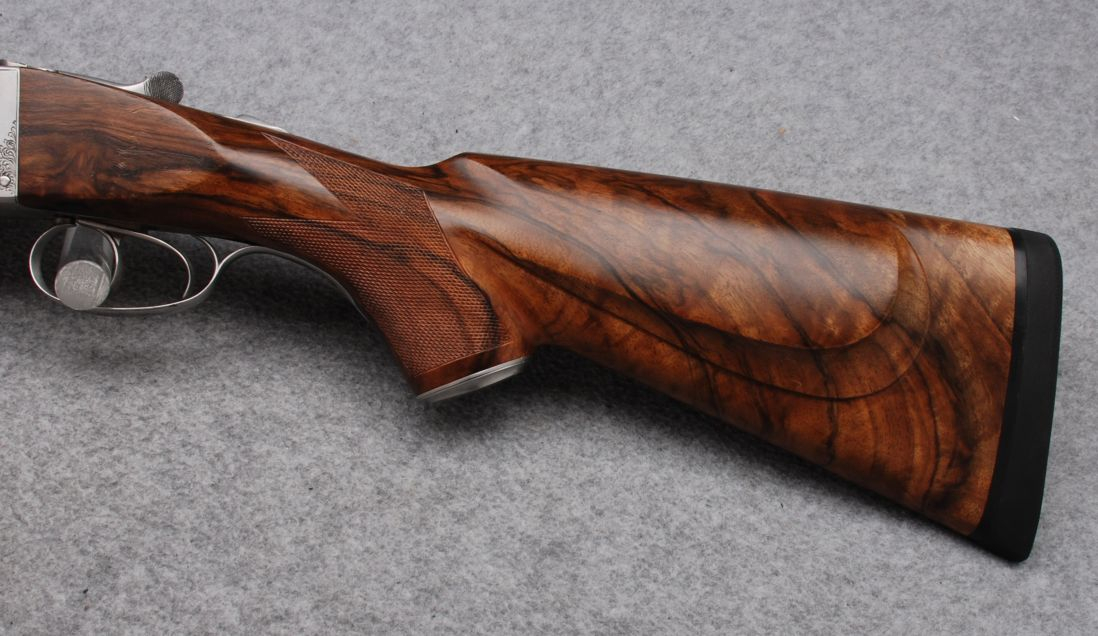 The walnut of this rifle is second to none.