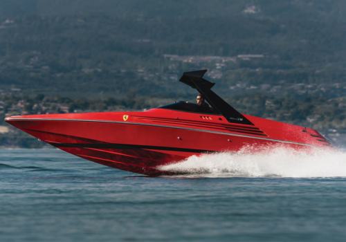 Riva Ferrari 32