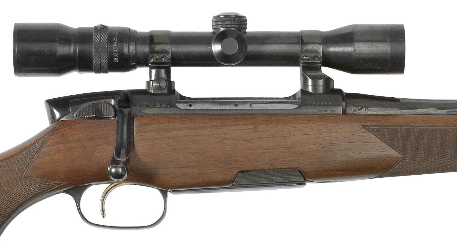 The Steyr-Mannlicher Luxus did away with plastic and uses a single column removable magazine. (Picture courtesy Bonhams).