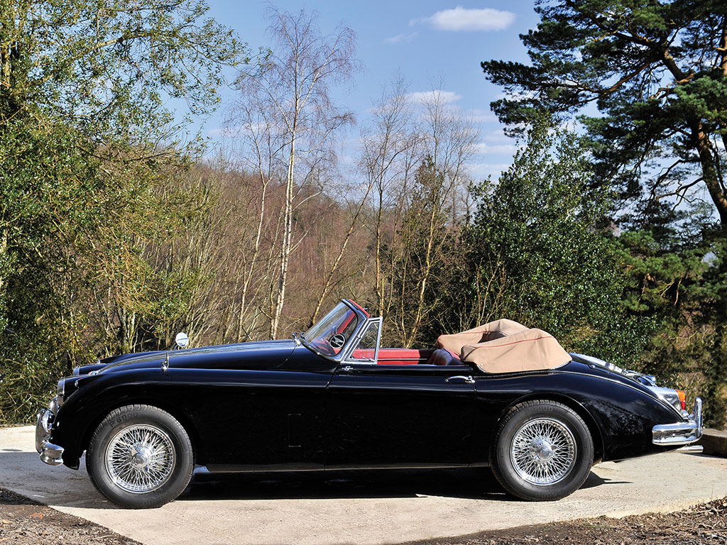 The XK 150 S gets far closer to the performance of the E Type than might be expected from its appearance.