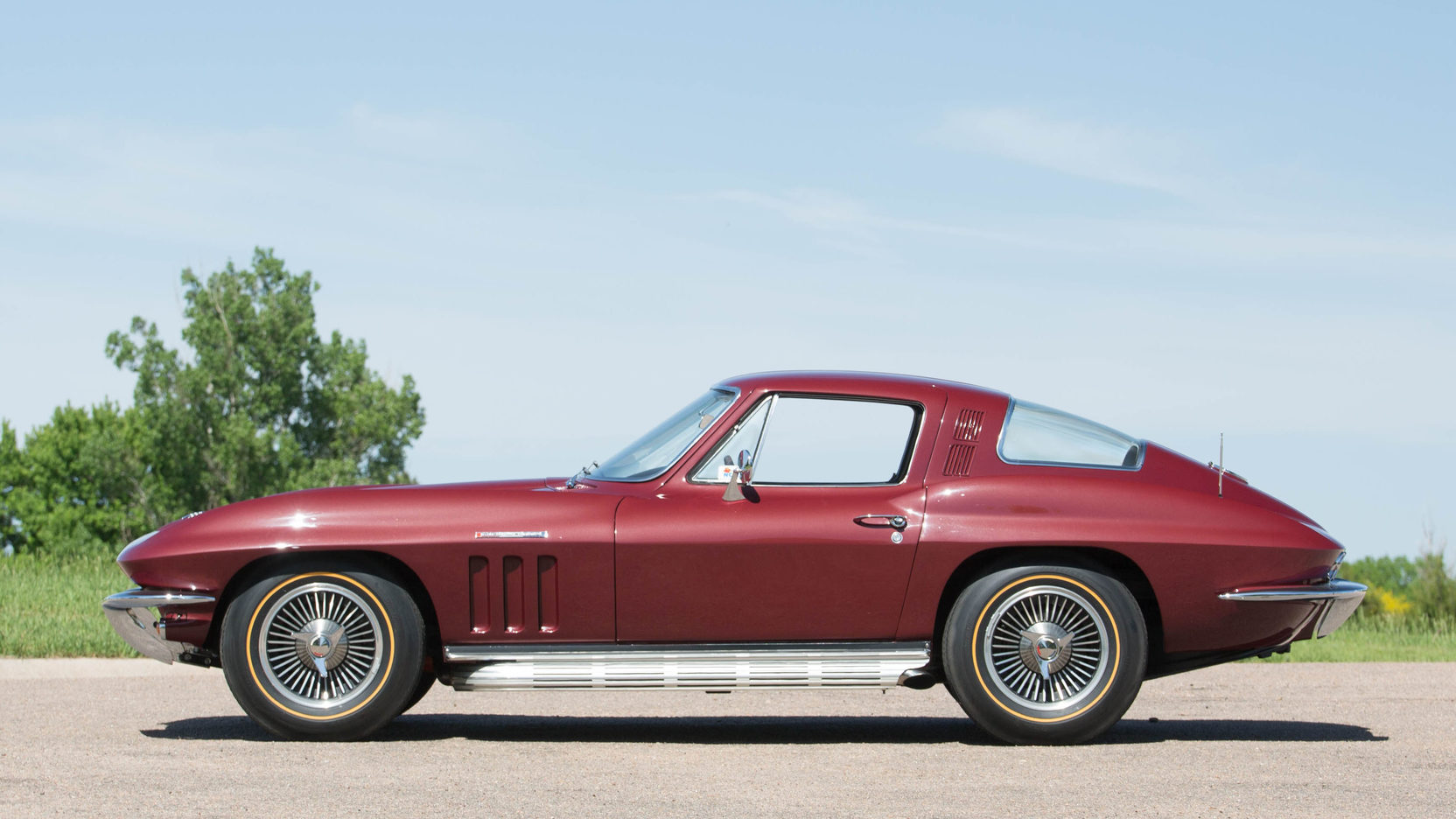 By the 1965 model year the Corvette Sting Ray's styling had been refined and the car's brakes were also improved.