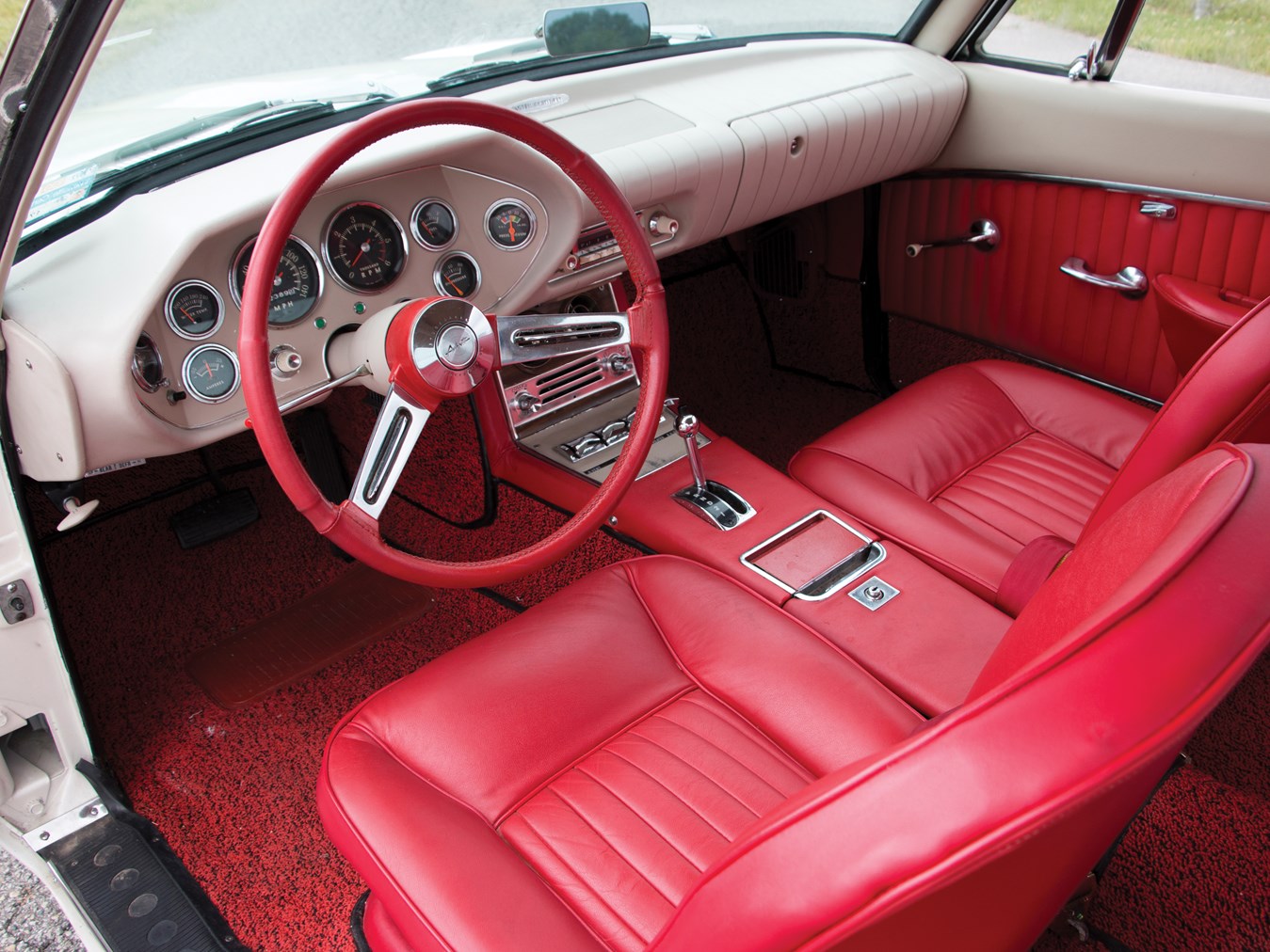 The interior design of the Studebaker Avanti is very european and quite unlike the jukebox interior style of most American cars of the period.