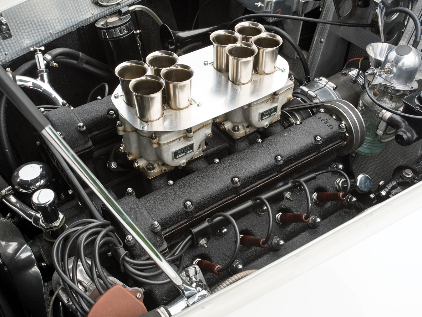 At the heart of any sports car needs to be an engine that captures the imagination. The Pegaso has a 2.8 liter Quad Overhead Cam V8 breathing through two four barrel Webber carburettors.