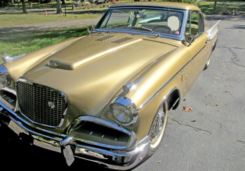 Studebaker Golden Hawk