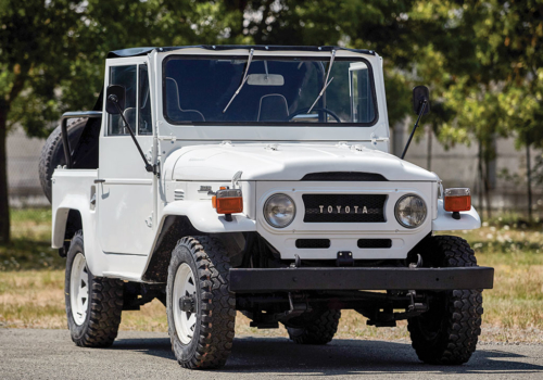 Toyota  Land Cruiser FJ40