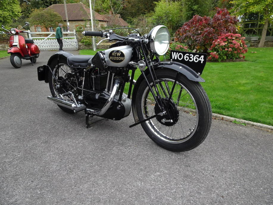 This 1931 New Hudson has the 496cc single cylinder overhead valve engine which makes it an example of the top of the line model.
