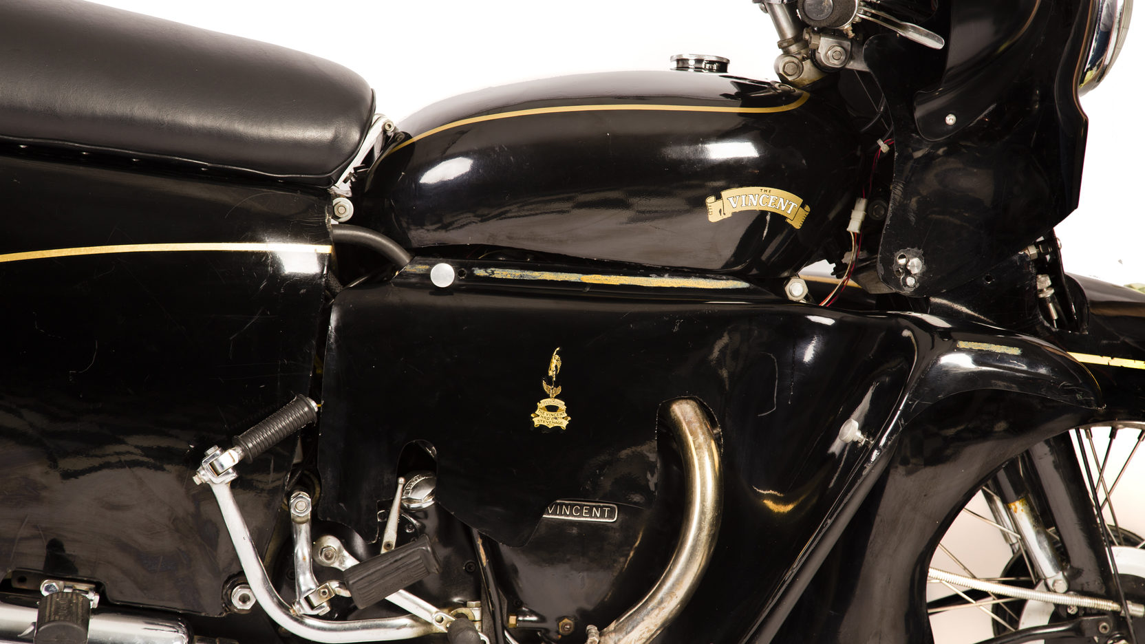 Behind the stylish fairing is a Vincent Black Shadow 998cc V twin engine. Interestingly the fairing ducted air in such a way as to improve the engine's cooling, especially the rear cylinder.