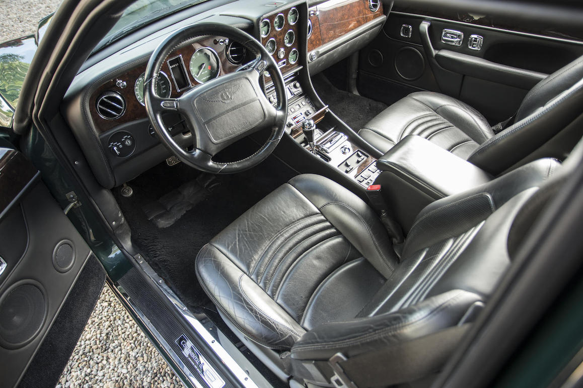 The interior of the Bentley Continental R Le Mans is darkly understated. It is an interior that Commander James Bond would feel entirely at home in.