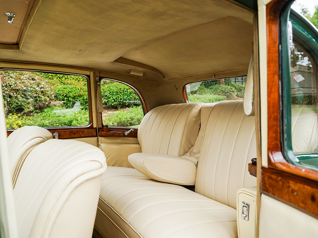 Rolls Royce 25 30 Saloon By Lancefield Revivaler