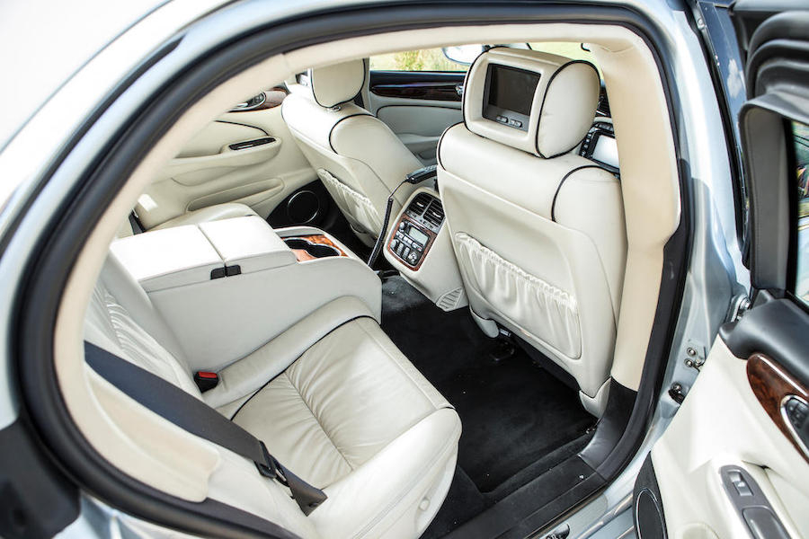 Jaguar XJ8 armored car interior