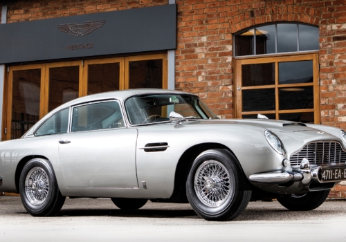 Aston Martin DB5 James Bond 007 Movie Car