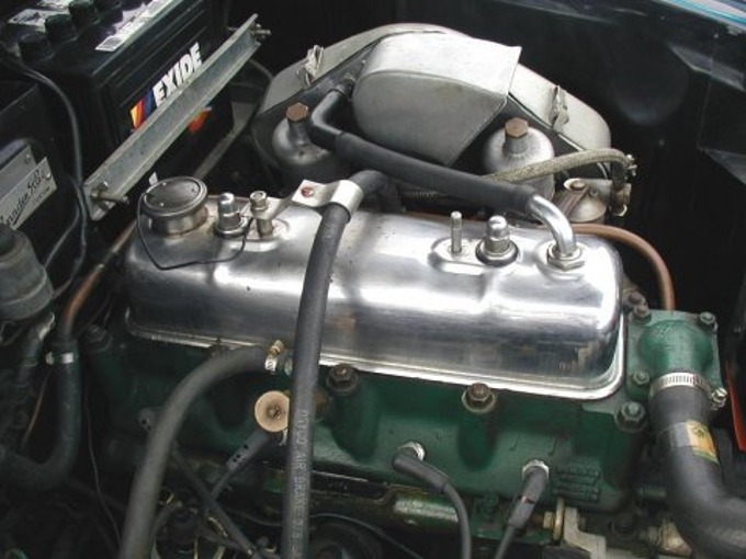 Austin A90 Atlantic Vanden Plas engine