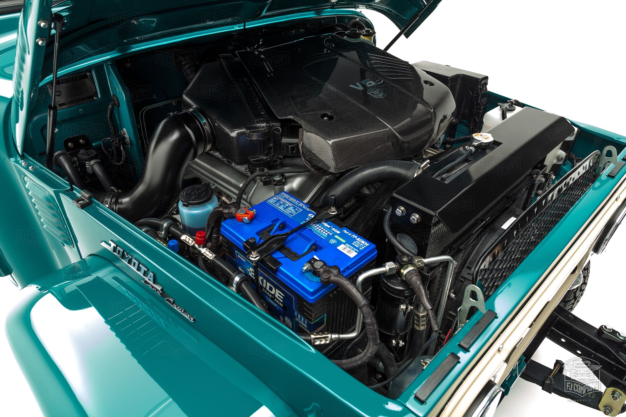 Toyota Land Cruiser FJ45V restomod engine