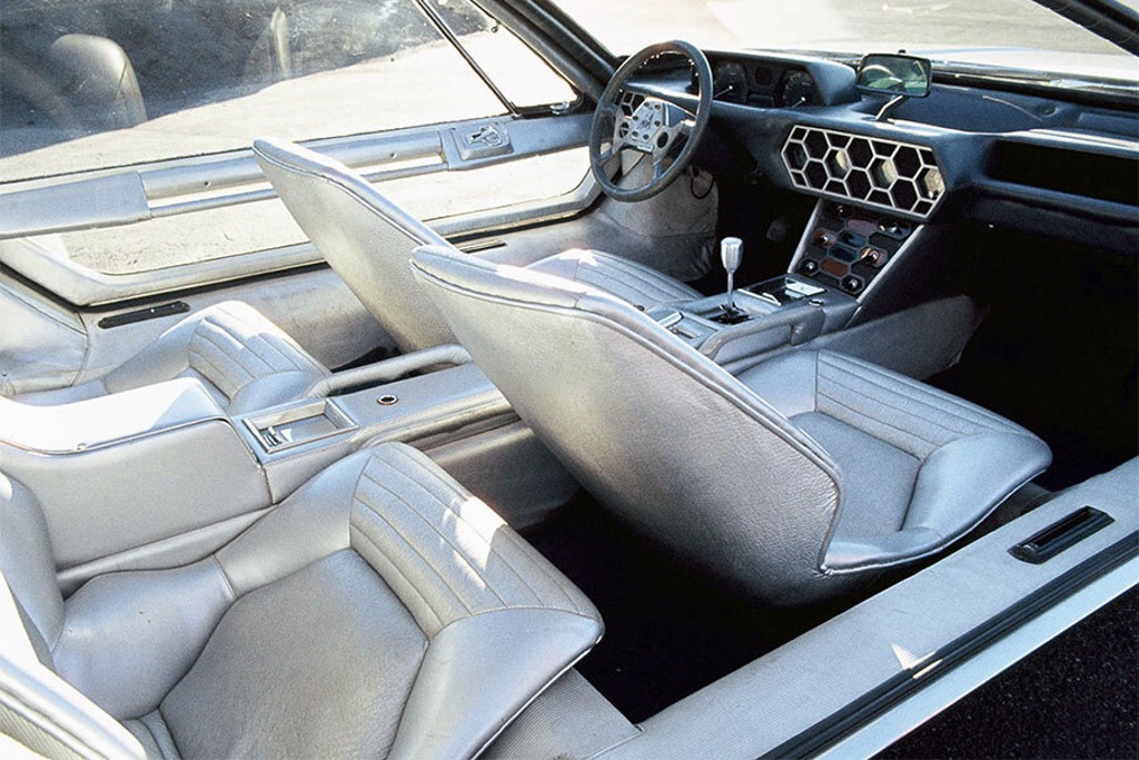 Lamborghini Marzal interior