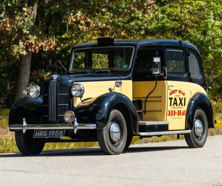 Austin FX3 “Abbey Road” Ex-London Taxi
