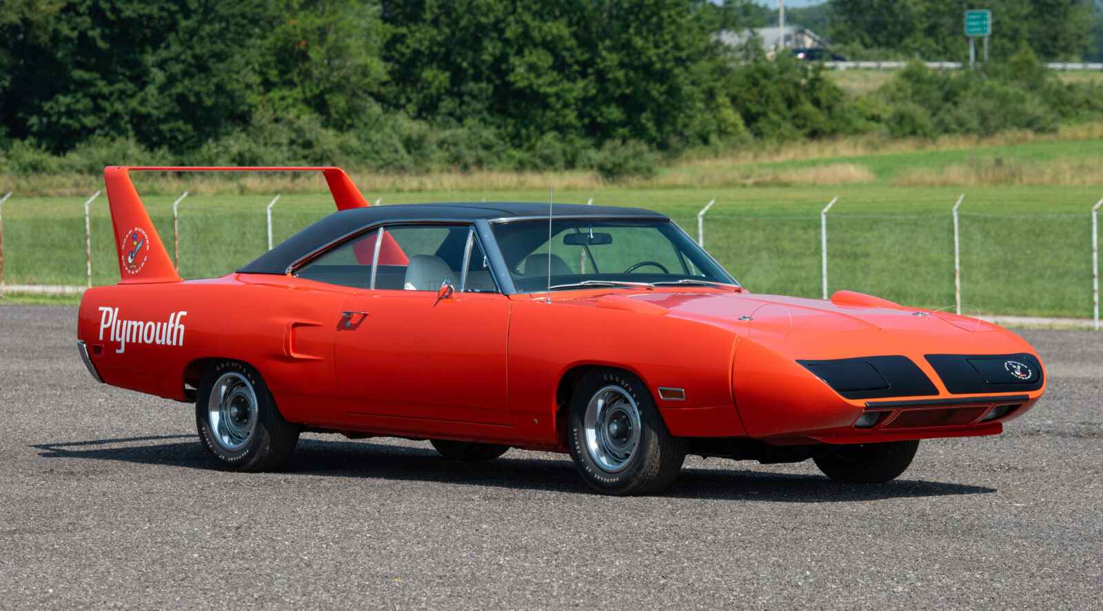 Plymouth Road Runner Superbird NASCAR race car