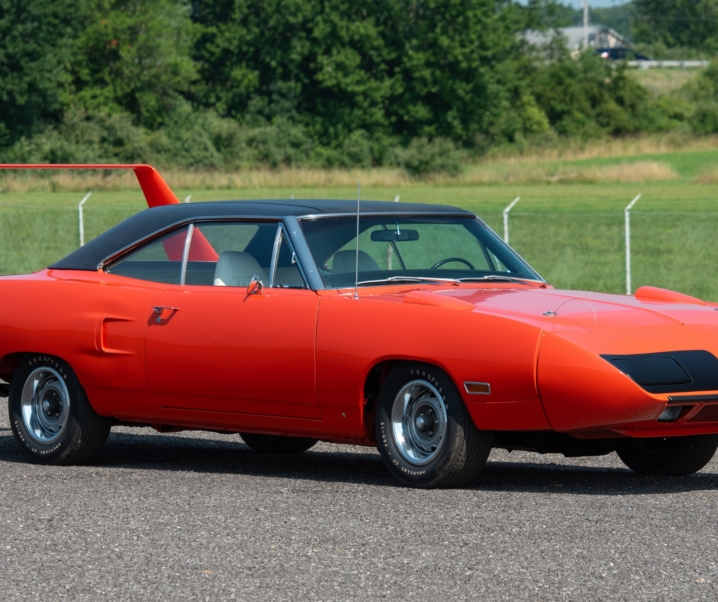 Plymouth Road Runner Superbird