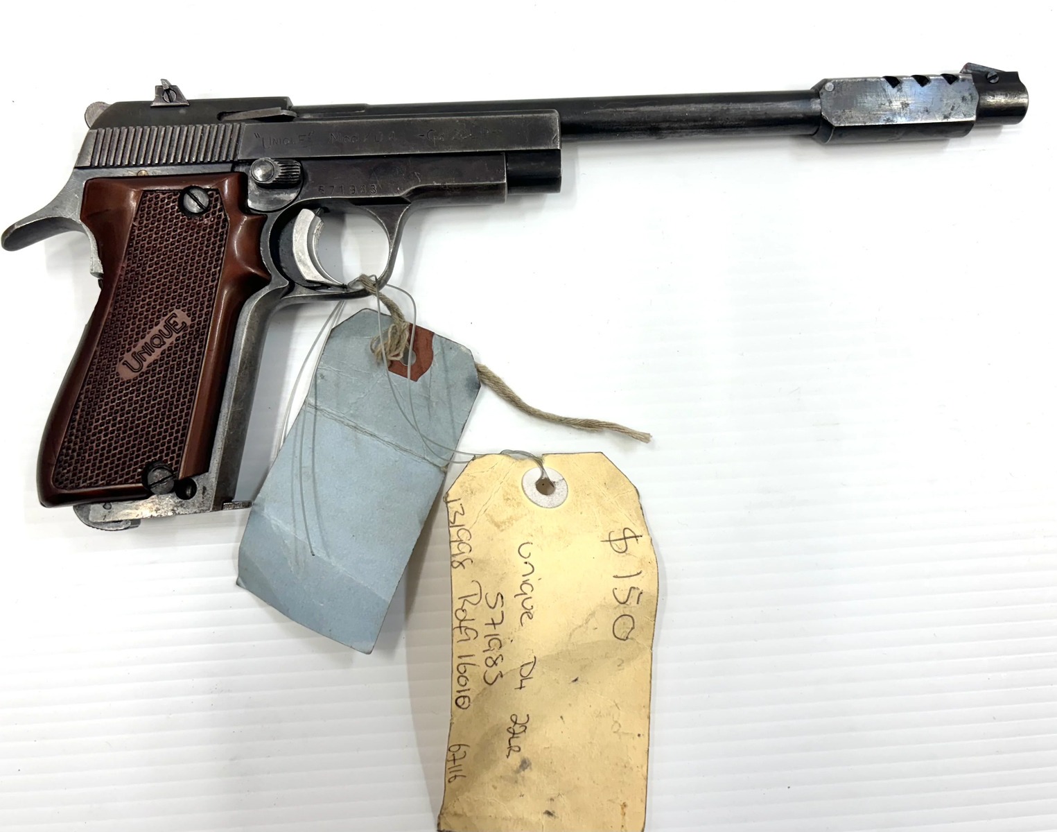 Unique D4 target pistol