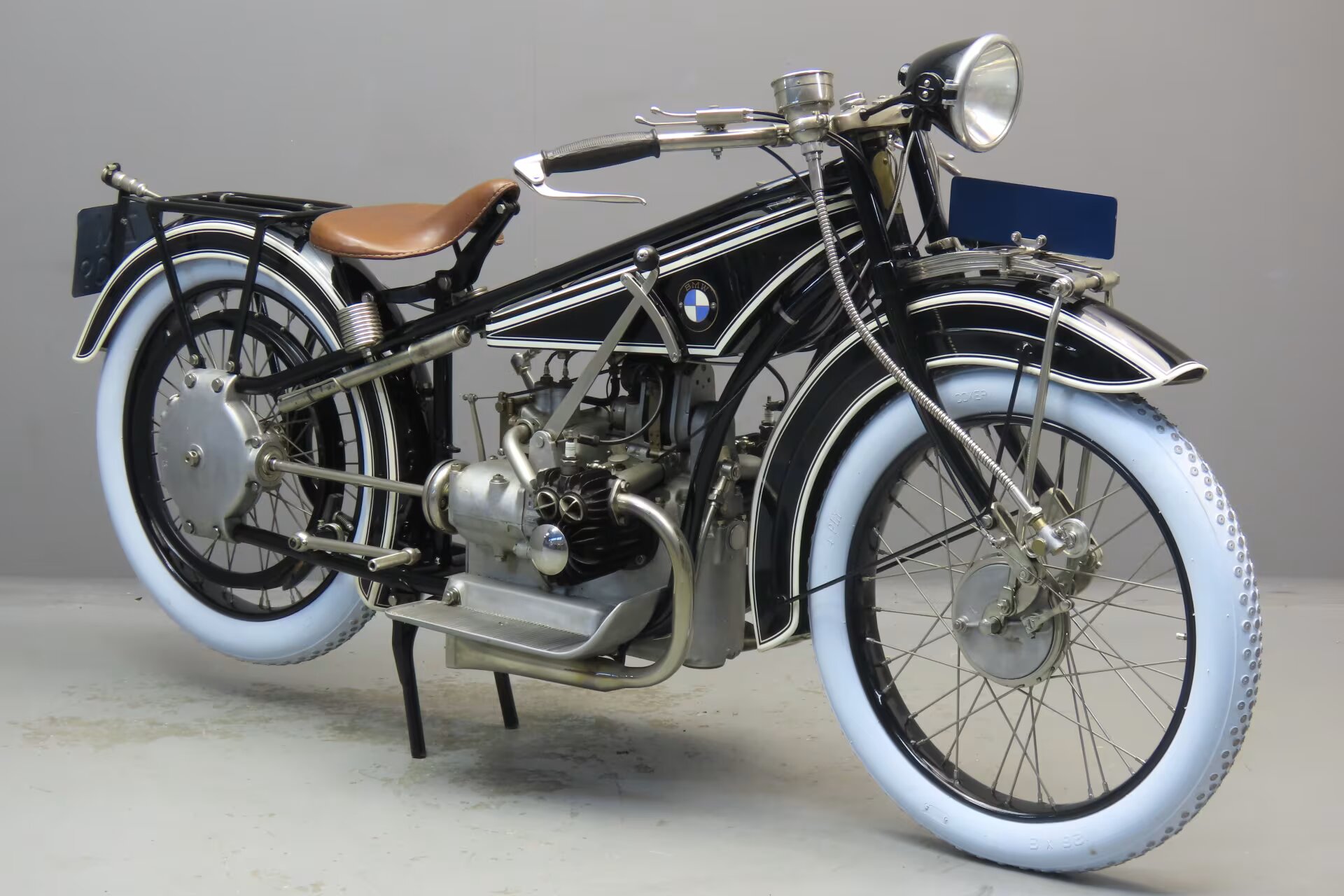 1924 BMW R32 - Revivaler