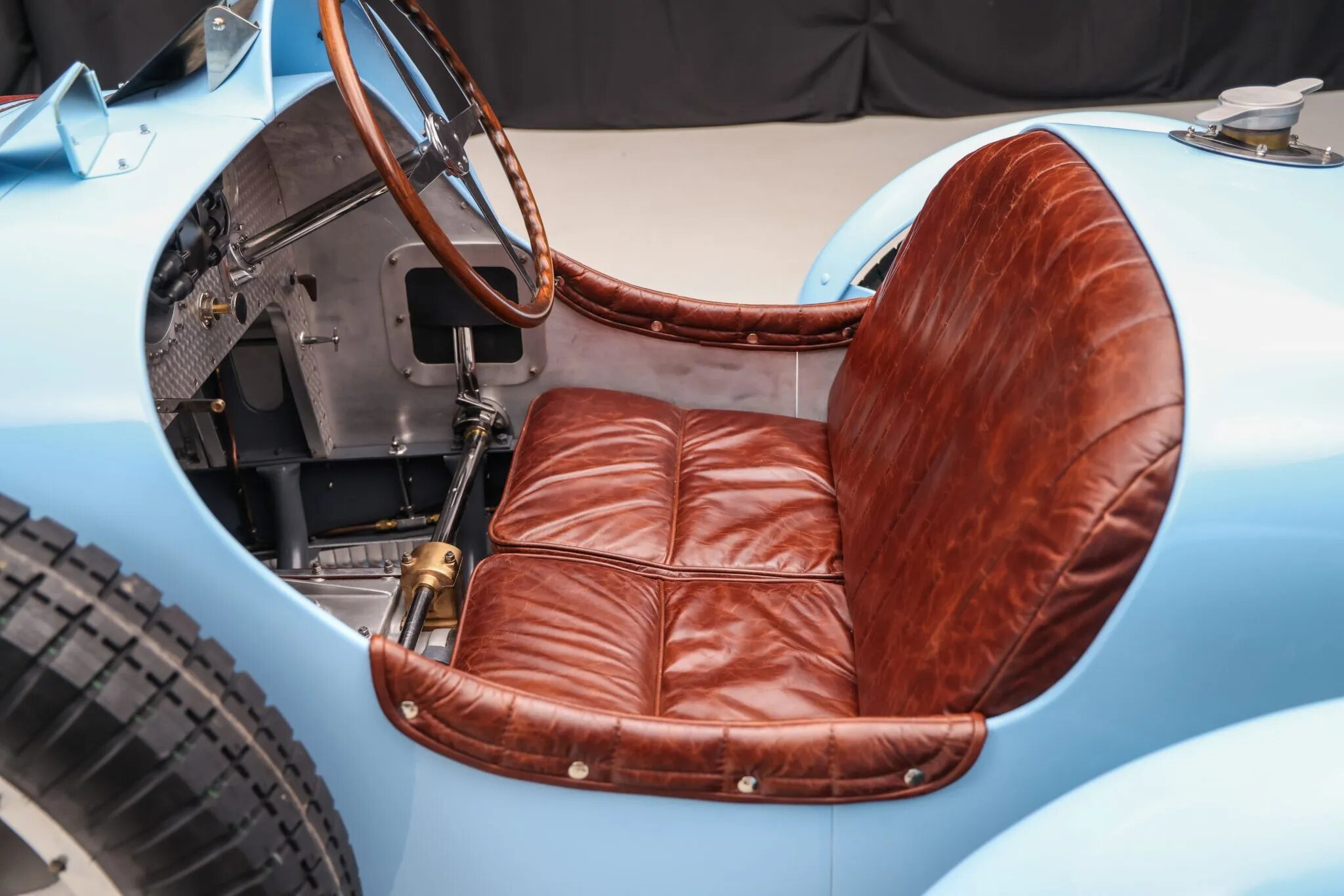 Bugatti Type 35B replica Pur Sang