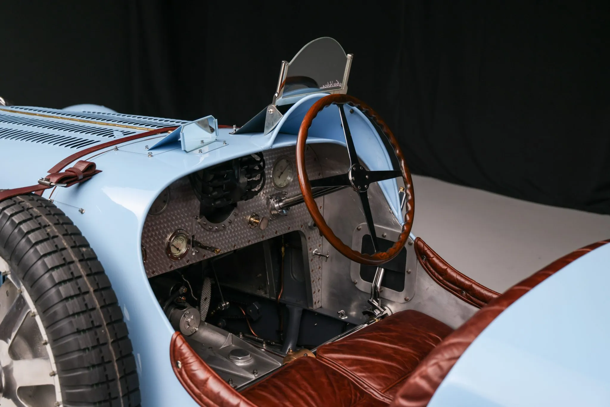 Bugatti Type 35B replica Pur Sang