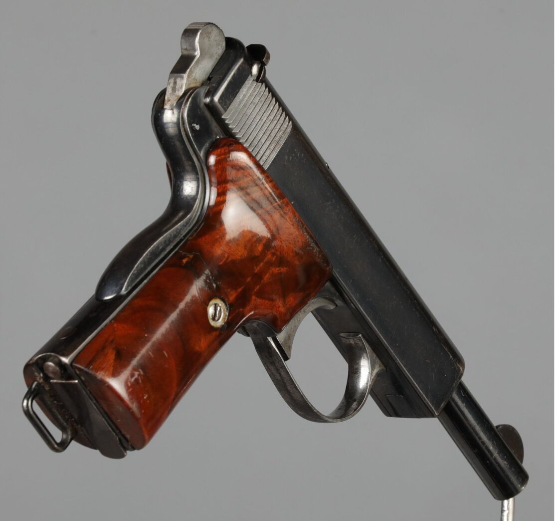 Webley and Scott M1909 automatic pistol
