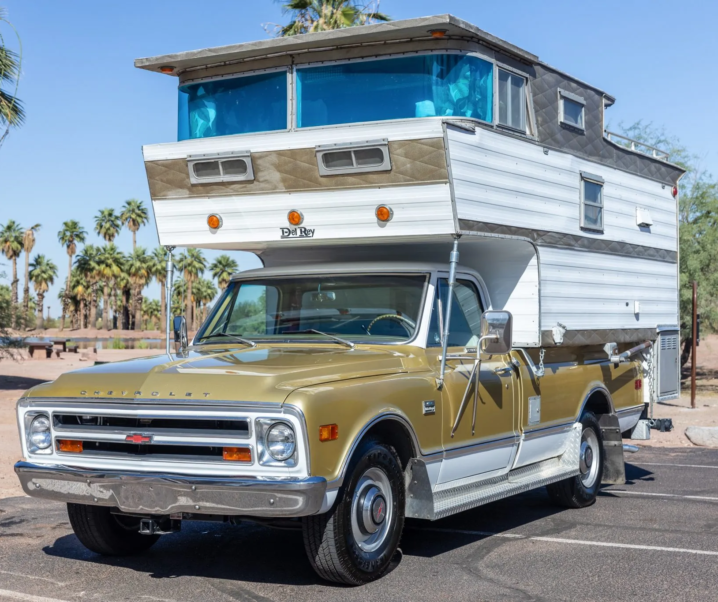 Chevrolet C20 CST With Del Rey Sky Lounge