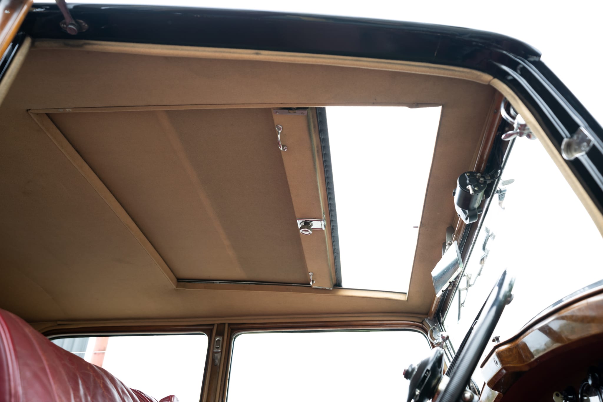Bentley Eight Litre Saloon Mulliner