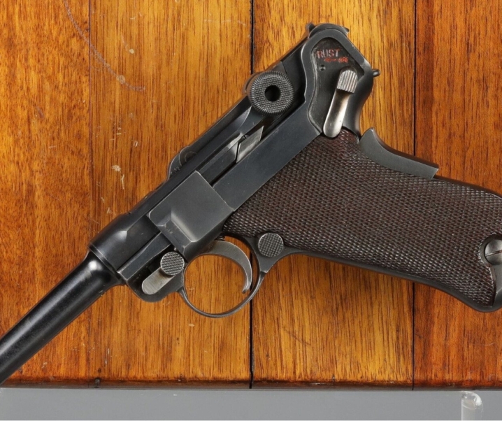 Vickers-Dutch Luger Pistol